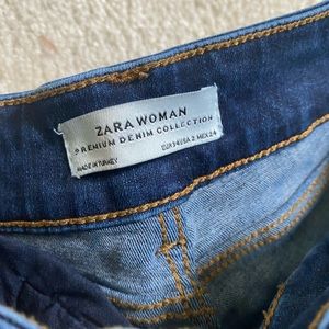 Dark blue high rise jeans